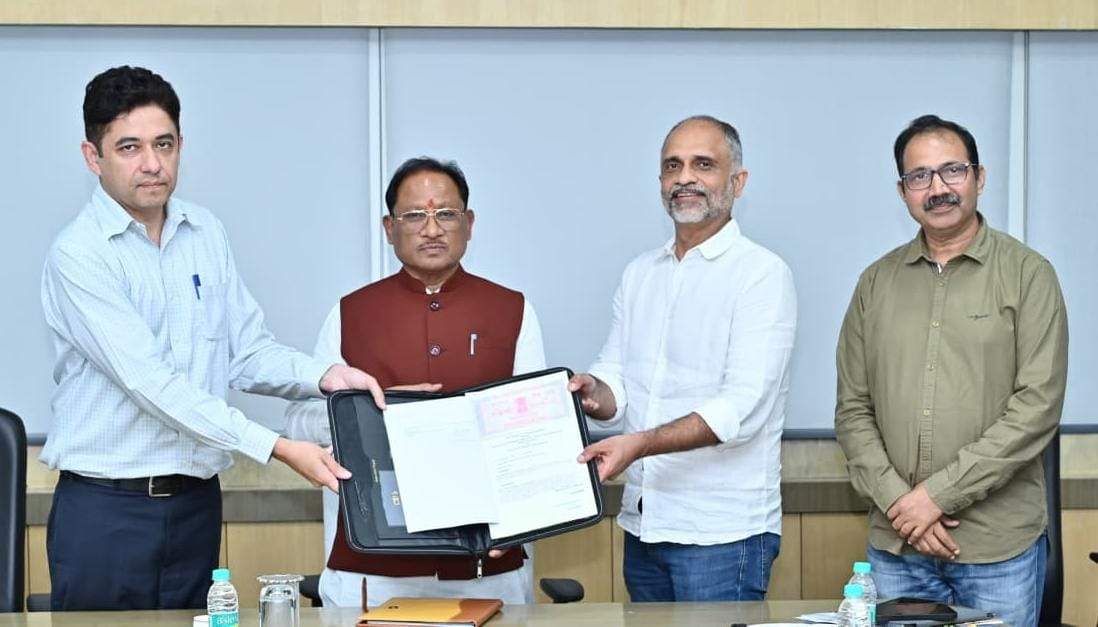 प्रदेश में शिक्षा और स्वास्थ्य सुविधाओं के उन्नयन के लिए सरकार प्रतिबद्ध- सीएम