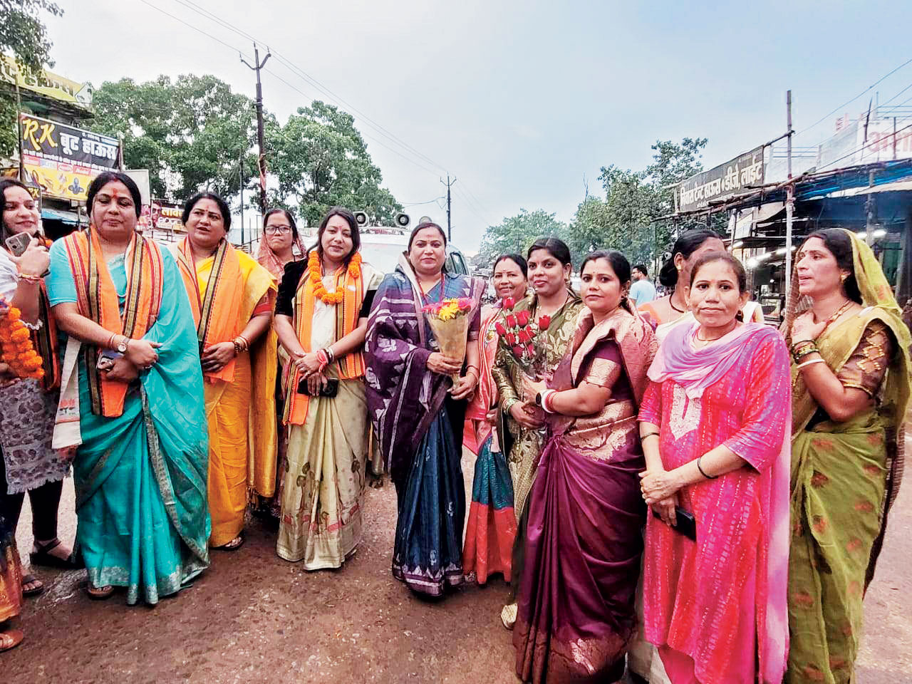 महिला मोर्चा ने किया पदाधिकारियों का स्वागत