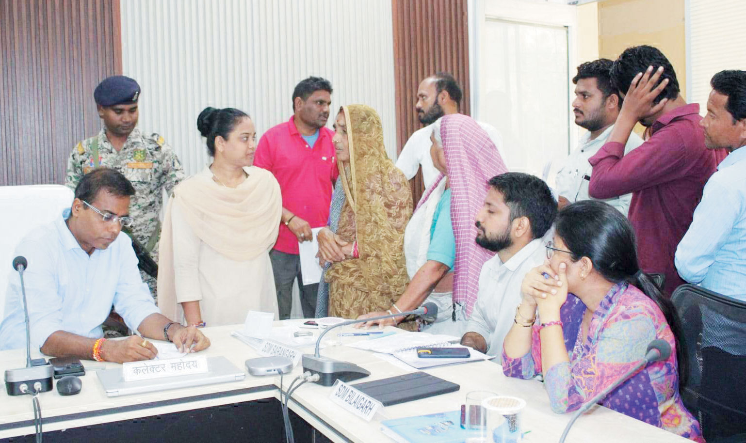 पूर्व सरपंच के राइस मिल को अनुबंध सहित निरस्त करने कलेक्टर से गुहार