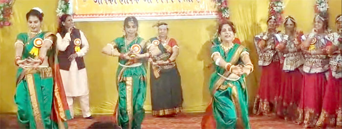 शक्ति विप्र महिला संगठन का तीज मिलन