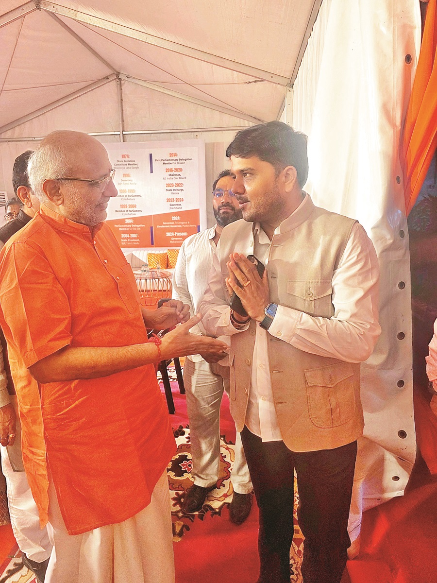 अतुल ने उप राष्ट्रपति पद के उम्मीदवार से की भेंट