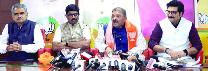 राष्ट्रहित में कांग्रेस की गंभीरता शून्य है-सांसद पांडेय