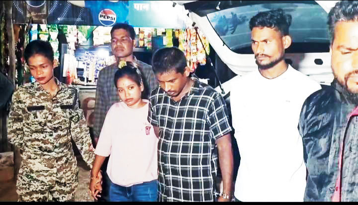 दो क्विंटल गांजा संग एक महिला सहित 4 तस्कर गिरफ्तार