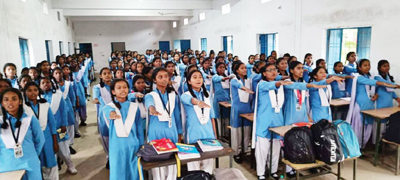 छत्तीसगढ़ रजत महोत्सव: सरगुजा में बेटियों की सुरक्षा और सशक्तिकरण पर विशेष कार्यक्रम