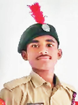 एनसीसी छात्र का अग्निवीर नेवी में चयन