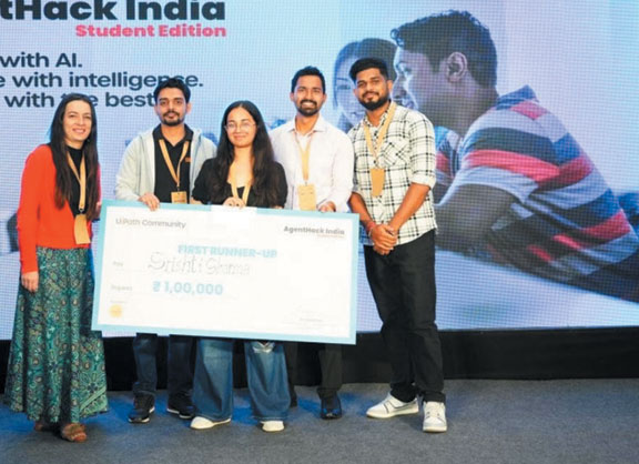 आईसीएफएआई विवि की छात्रा ने राष्ट्रीय हैकाथॉन में बिखेरी चमक, एजेंटहैक इंडिया में बनी प्रथम उपविजेता