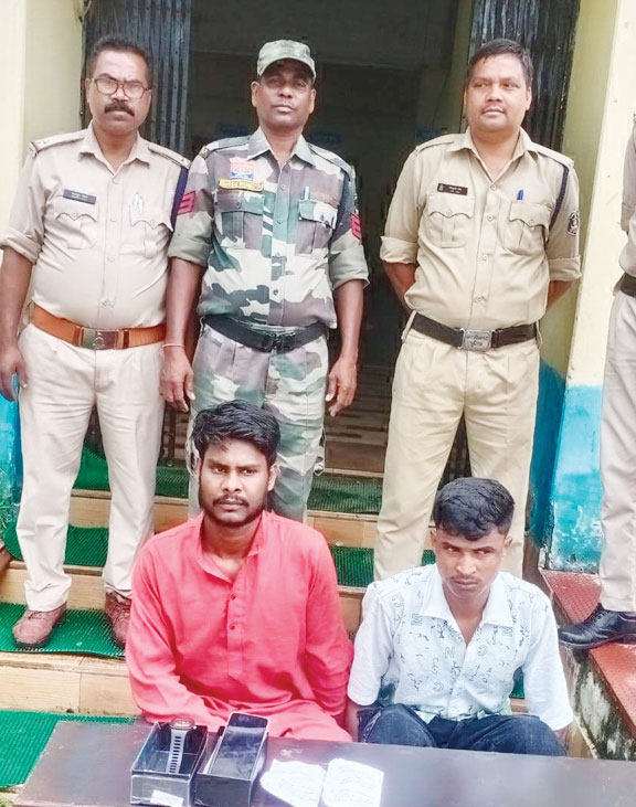 दुकान से नगदी चोरी 2 आरोपी गिरफ्तार