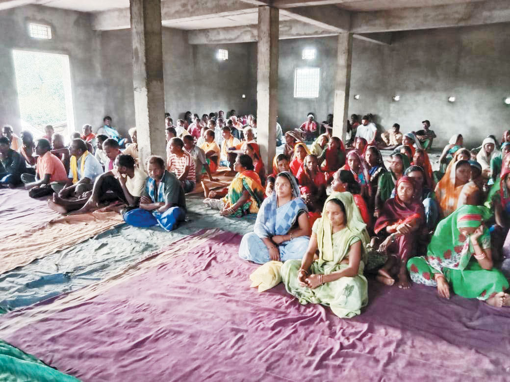 कोल ब्लॉक प्रभावितों का फर्जी ग्रामसभा बुलाने आरोप