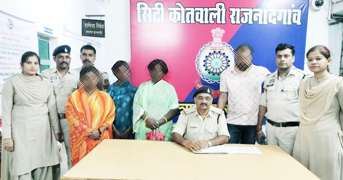 चलती बस में ढाई लाख के जेवर पार,   महिला गिरोह महाराष्ट्र से गिरफ्तार