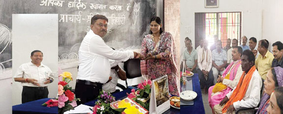 उच्चतर माध्यमिक विद्यालय सरहरी के नएप्राचार्य का स्वागत उच्चतर माध्यमिक विद्यालय सरहरी के नएप्राचार्य का स्वागत