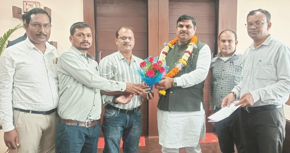 फेडरेशन ने शिक्षा मंत्री से की अविलंब काउंसिलिंग की मांग फेडरेशन ने शिक्षा मंत्री से की अविलंब काउंसिलिंग की मांग