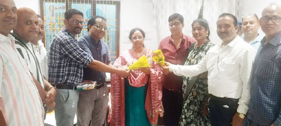 विधायक से मिले पदोन्नत प्राचार्य, जताया आभार