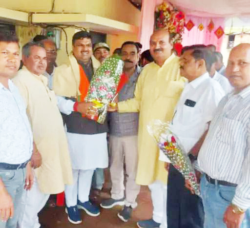 शिक्षक संघ ने शिक्षा मंत्री से की ई संवर्ग की पदोन्नति की मांग शिक्षक संघ ने शिक्षा मंत्री से की ई संवर्ग की पदोन्नति की मांग