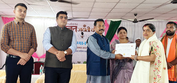 डिजिटल युग में भी शिक्षक का स्थान सर्वोपरि- विधायक डिजिटल युग में भी शिक्षक का स्थान सर्वोपरि- विधायक