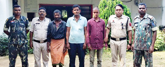 गाय-बछियों की तस्करी करते 3 आरोपी गिरफ्तार, ग्रामीणों की सतर्कता से बड़ा खुलासा