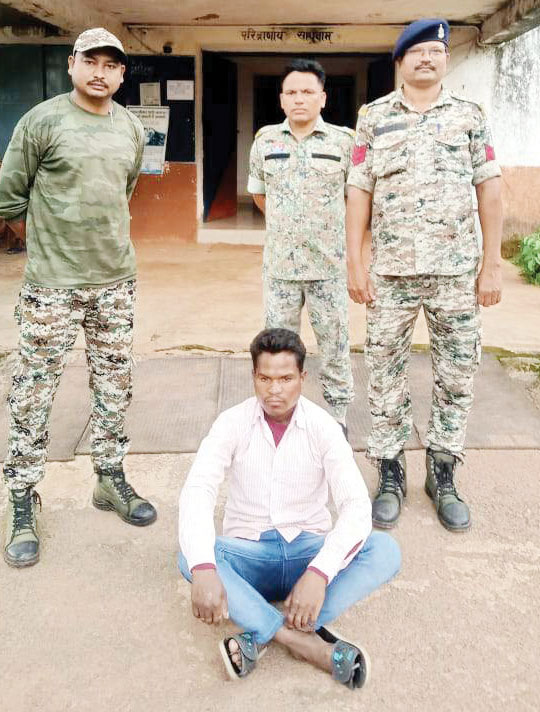 गांजा की खेती, युवक गिरफ्तार