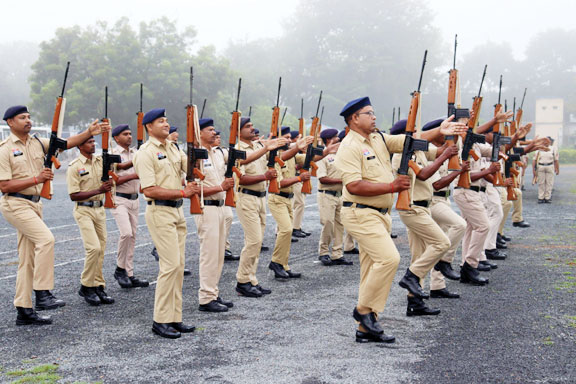 एसएसपी ने जनरल परेड की ली सलामी