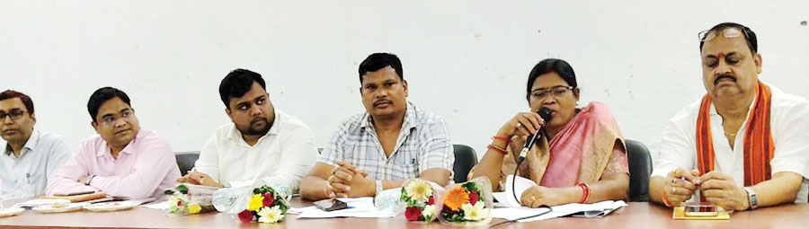 केंद्र और राज्य सरकार की योजनाएं जमीनी स्तर पर ले जाना है-उद्धेश्वरी