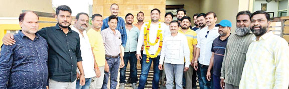 कांट्रेक्टर एसो. के जिलाध्यक्ष बने अनिकेत, ठेकेदारों ने दी बधाई