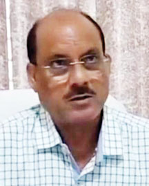 गणवेश वितरण में गड़बड़ी, बलरामपुर डीईओ निलंबित