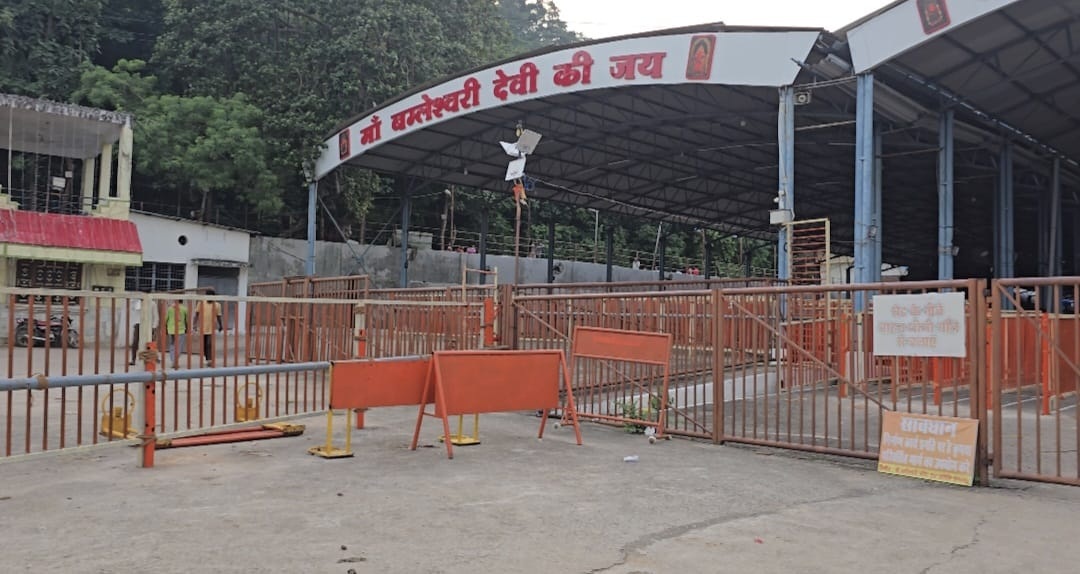 मां बम्लेश्वरी दर्शन : डोंगरगढ़ में बाइक एम्बुलेंस और मोटर साइकिल फायर बिग्रेड 24 घंटे रहेंगे तैनात