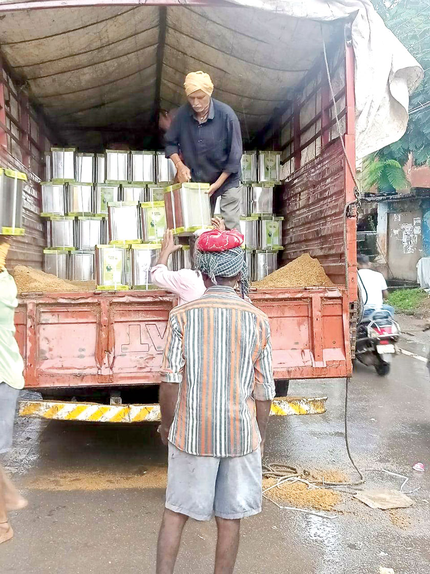 गजवाहन पर सवार होकर आ रही मां  मंदिरों में तैयारियां अंतिम चरण में