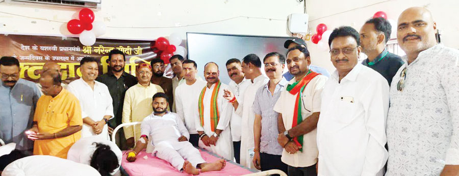 सेवा पखवाड़ा: नि:शुल्क स्वास्थ्य परीक्षण और रक्तदान शिविर