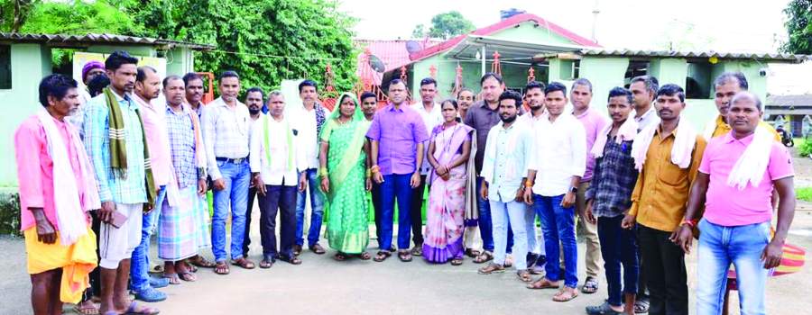 बोधघाट के प्रभावित 55 गांव के लोग रायपुर पहुंचे, बैज से मुलाकात