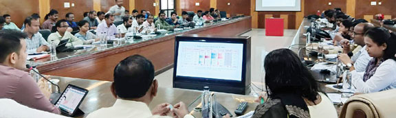  आवास योजना में लाये तेजी - सीईओ