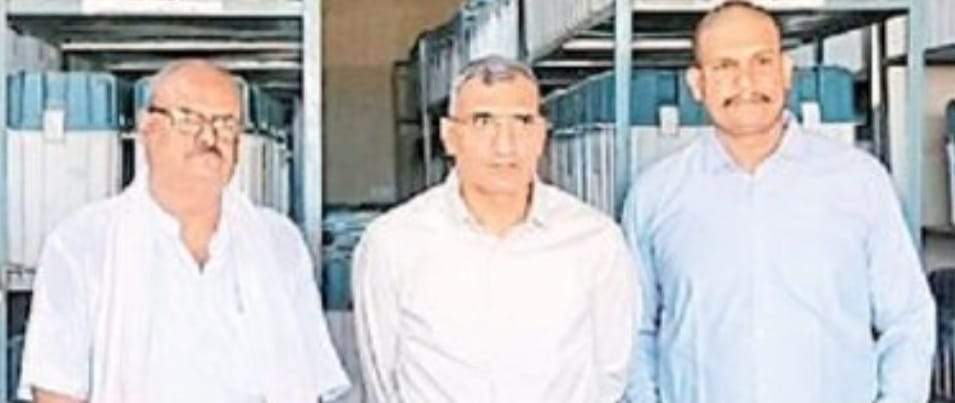 ईवीएम वेयर हाउस  का निरीक्षण