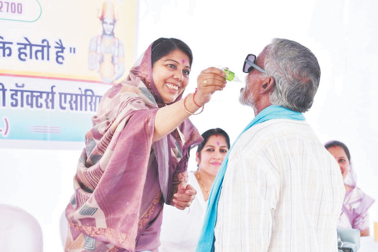 भखारा में इलेक्ट्रो होमियोपैथी शिविर