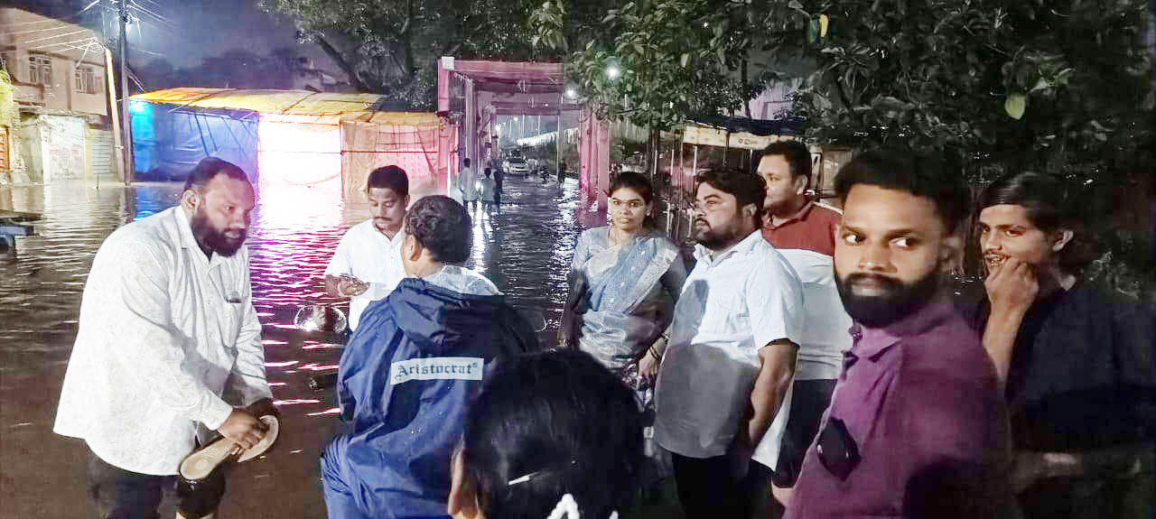 बारिश से जन-जीवन अस्त-व्यस्त, निचले इलाकों  में पानी घुसा, त्रिवेणी संगम हुआ लबालब