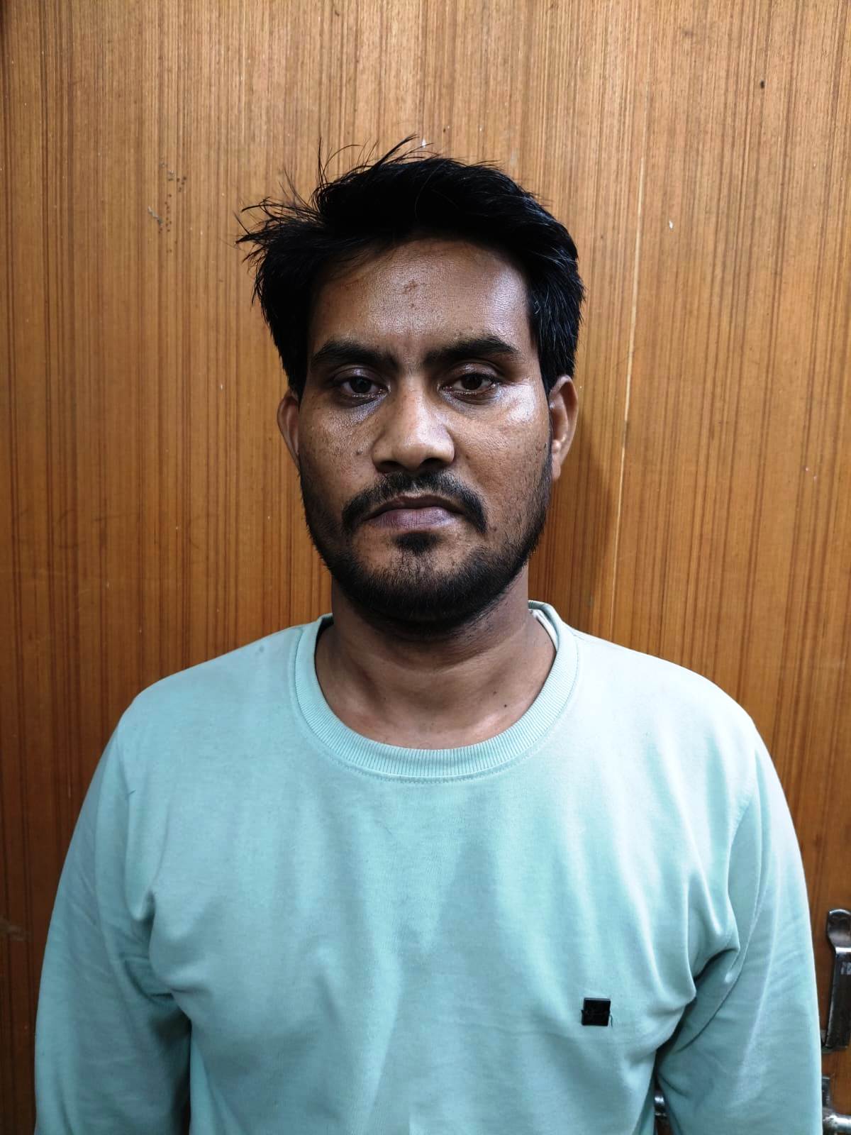 ब्याहता ने फांसी लगाकर दी जान, पति गिरफ्तार, सास और ननद फरार