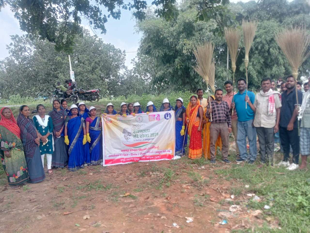 करेशर में स्वच्छता कार्यक्रम, ली शपथ