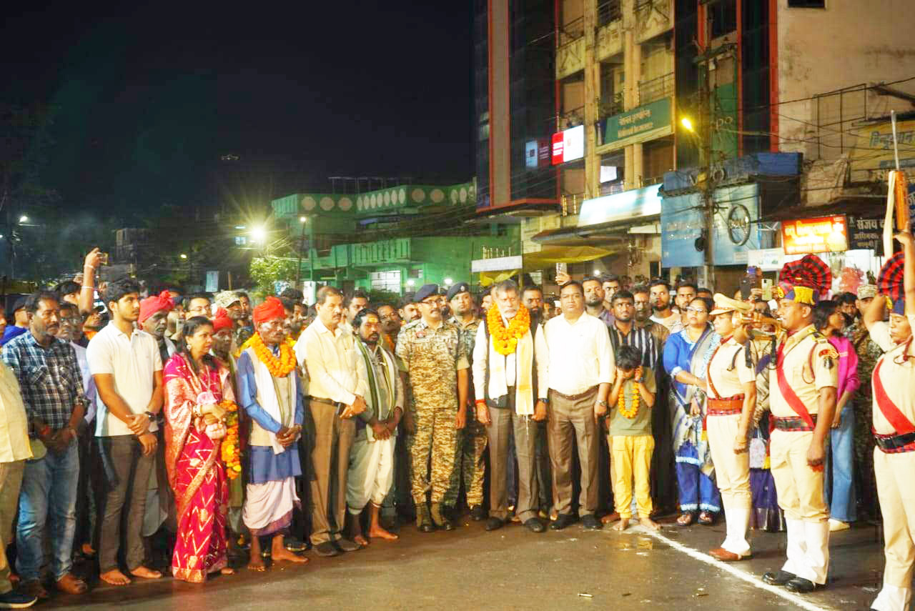 बस्तर दशहरा: फूल रथ की तीसरी परिक्रमा