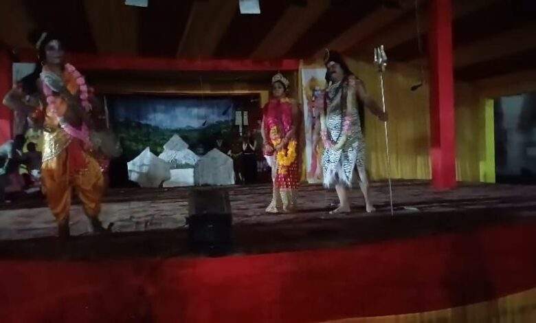 शिव -पार्वती संवाद व नारद मोह के साथ रामलीला का मंचन शुरू