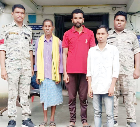 गुम युवक को ढूंढ परिवार को सौंपा