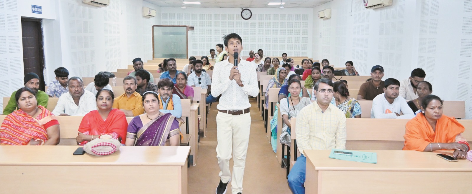 निगम भिलाई में स्ट्रीट फूड वेंडरों को प्रशिक्षण