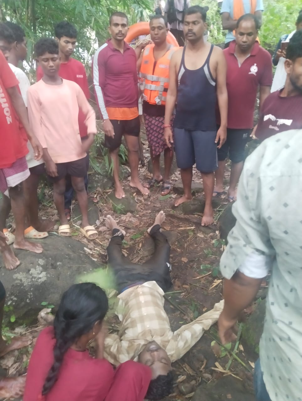 सेल्फी खींचने के चक्कर में युवक ने गवाँई जान, 4 युवक गए थे घूमने