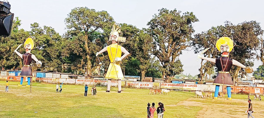  दशहरा मेला, 45 फीट के  रावण पुतले का होगा दहन