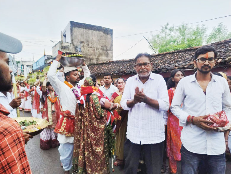 पिछड़ा वर्ग संगठन ने ज्योत जवारा का किया स्वागत