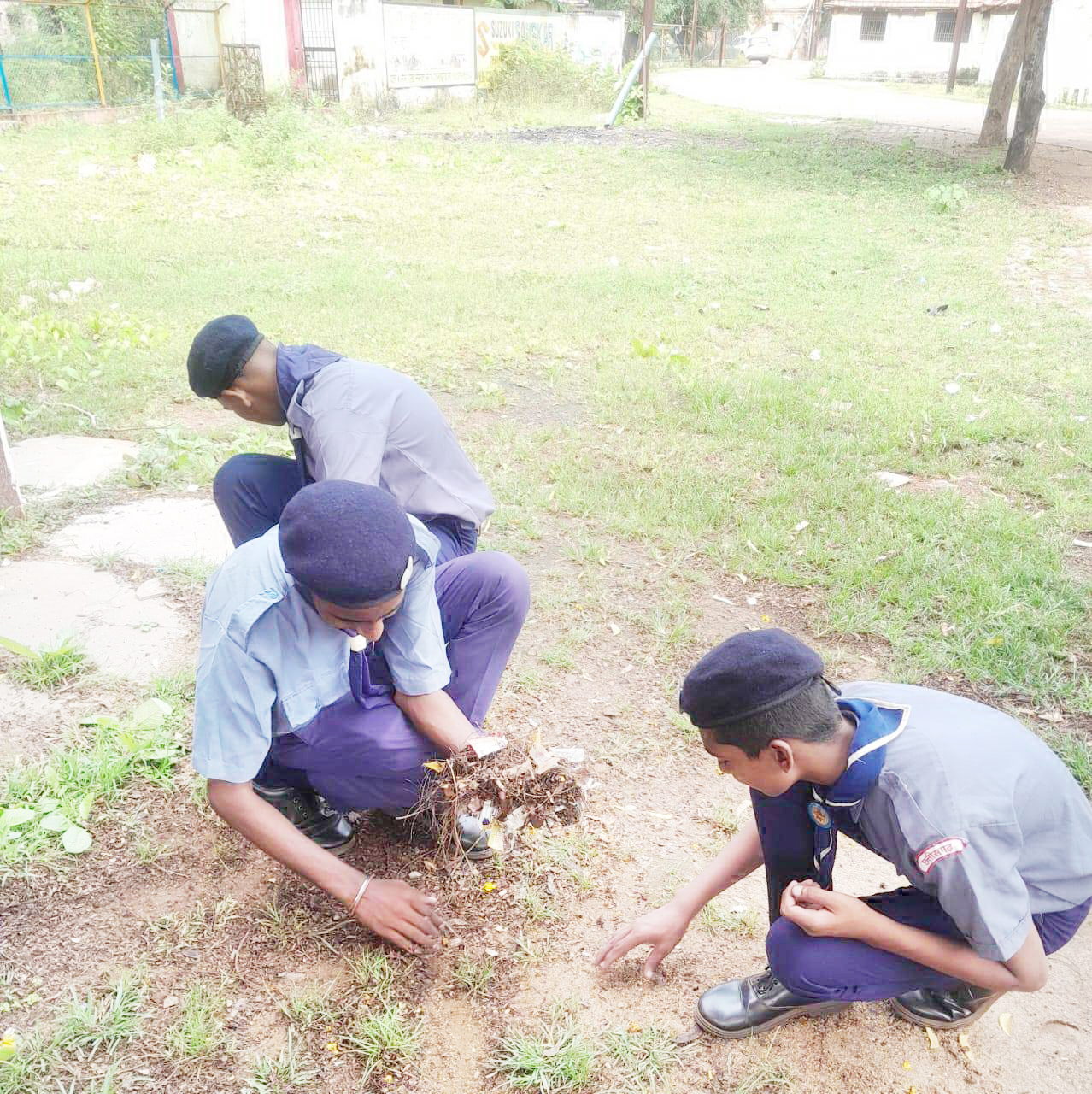 जयंती पर चलाया स्वच्छता अभियान