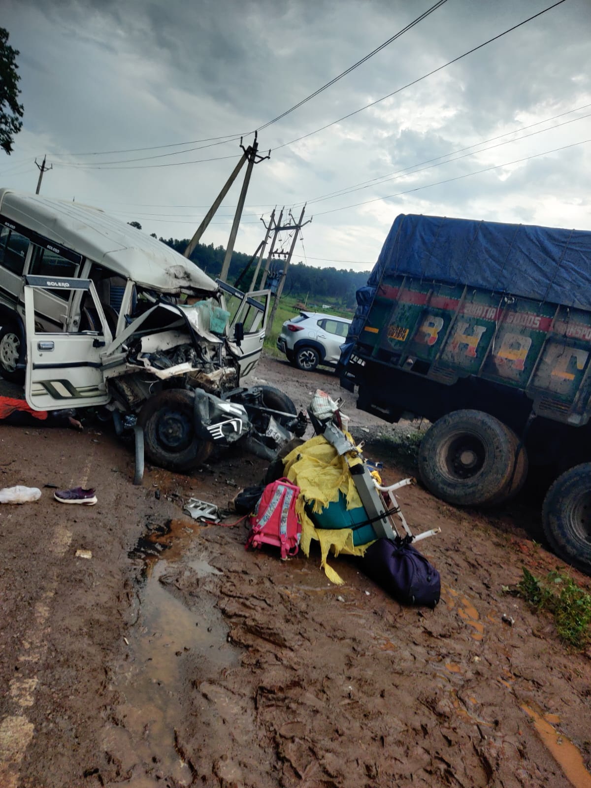 चिल्फी घाटी के पास बोलेरो-ट्रक में भिड़ंत, 5 की मौत, 5  गंभीर