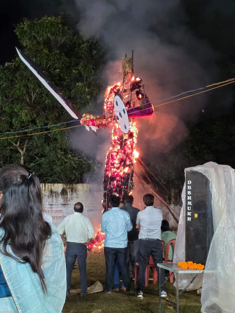 विजयादशमी पर 50 फीट का रावण दहन