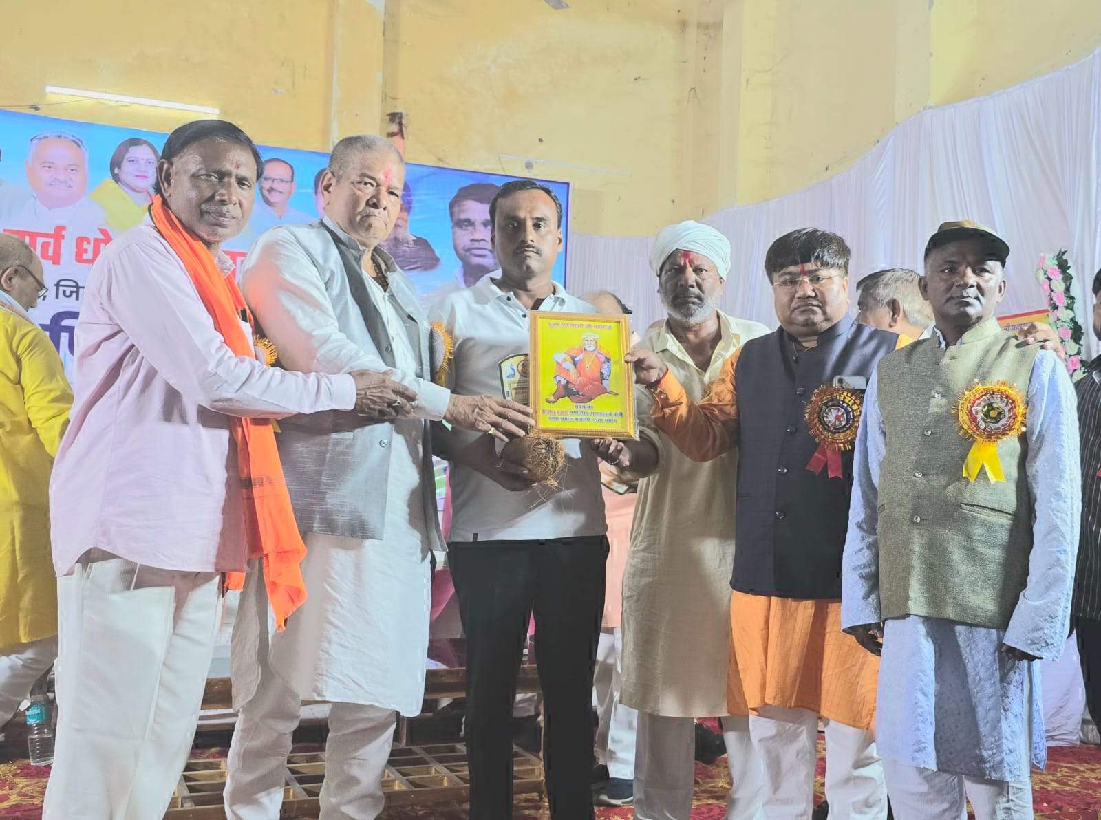 तीन बार के पार्षद जितेंद्र रजक का वार्षिक सम्मेलन में सम्मान