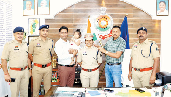 भुवनेश्वरी निरीक्षक पद पर पदोन्नत