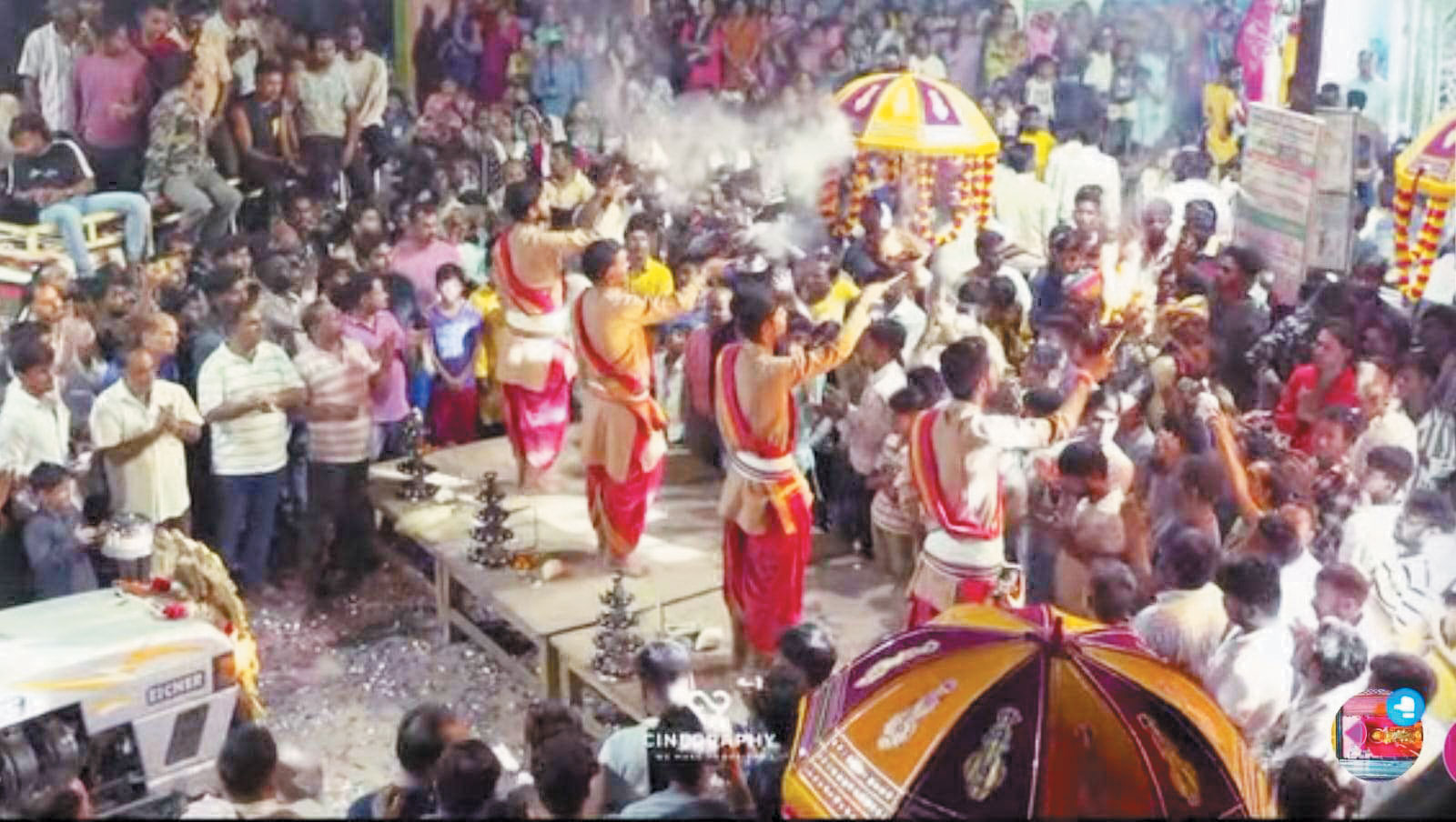 एक साथ 7 पंडाल की मातारानी विसर्जन के लिए निकलीं