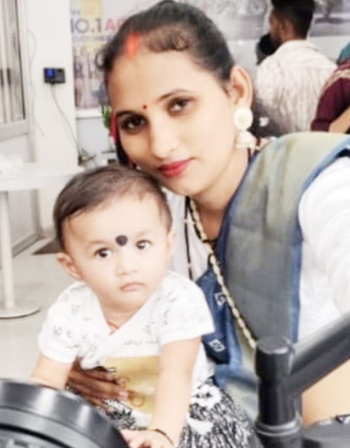 मां-बेटी की सडक़ हादसे में मौत,  ट्रैक्टर ट्रॉली का चालक गिरफ्तार