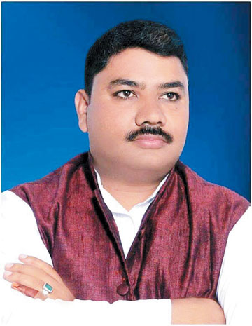 सीजेआई पर जूता फेंकने की कोशिश करना बेहद शर्मनाक-परवेज