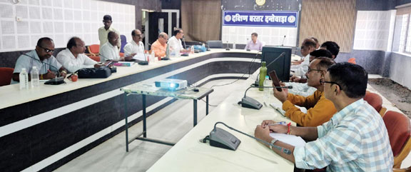 विशेष संक्षिप्त पुनरीक्षण पर बैठक